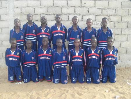 en alant de gauche � droite tu compte 123 le 4� c moi en haut